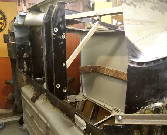 Austin Mini City - Rust treatment of the surrounding clean steel.